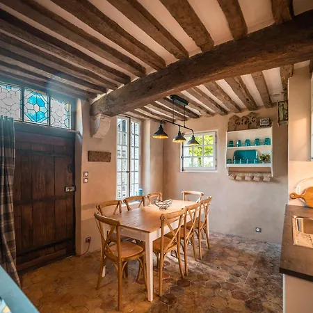 Prázdninový dům Maison Du Chapelain *
